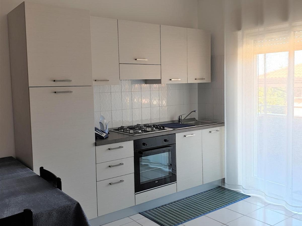 Baia Alcantara Apartments Giardini Naxos Εξωτερικό φωτογραφία